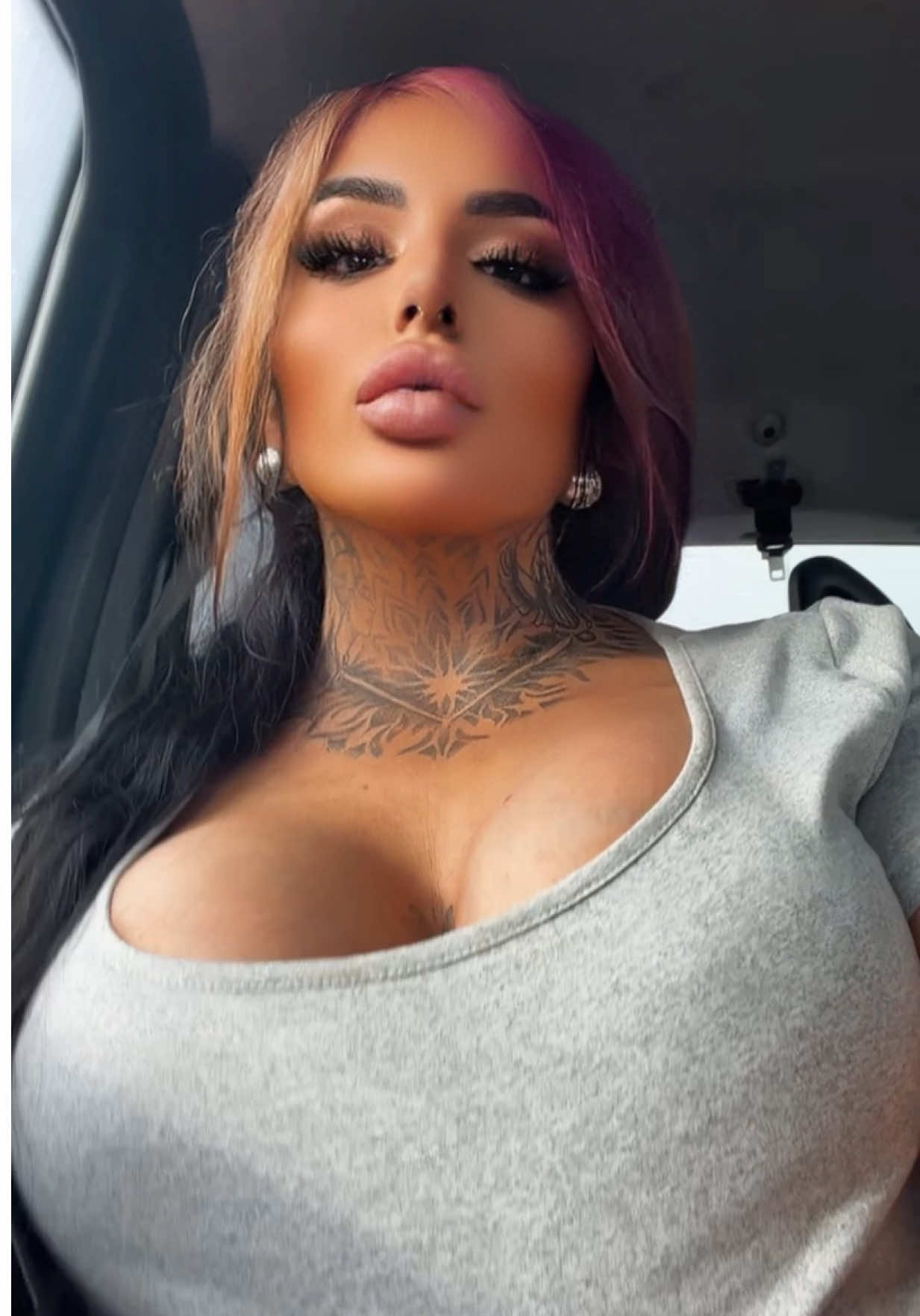 @Yolii