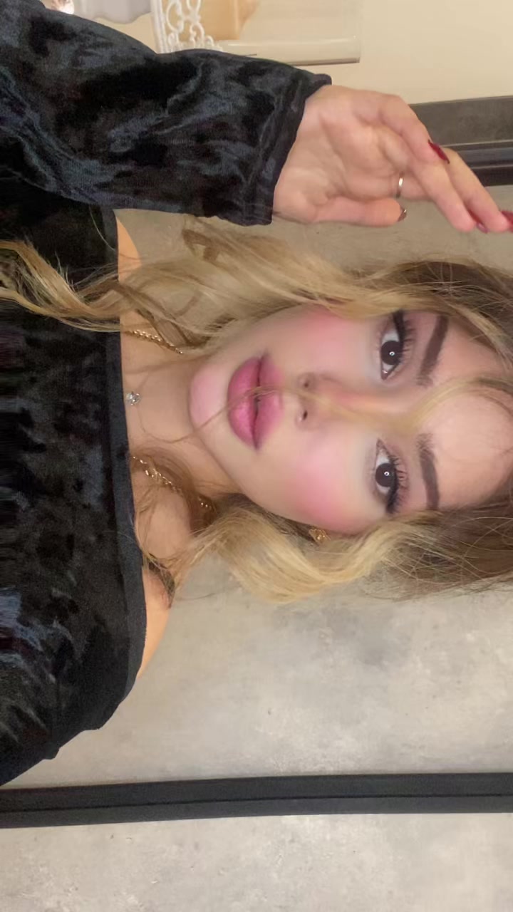 @nazninanjomi