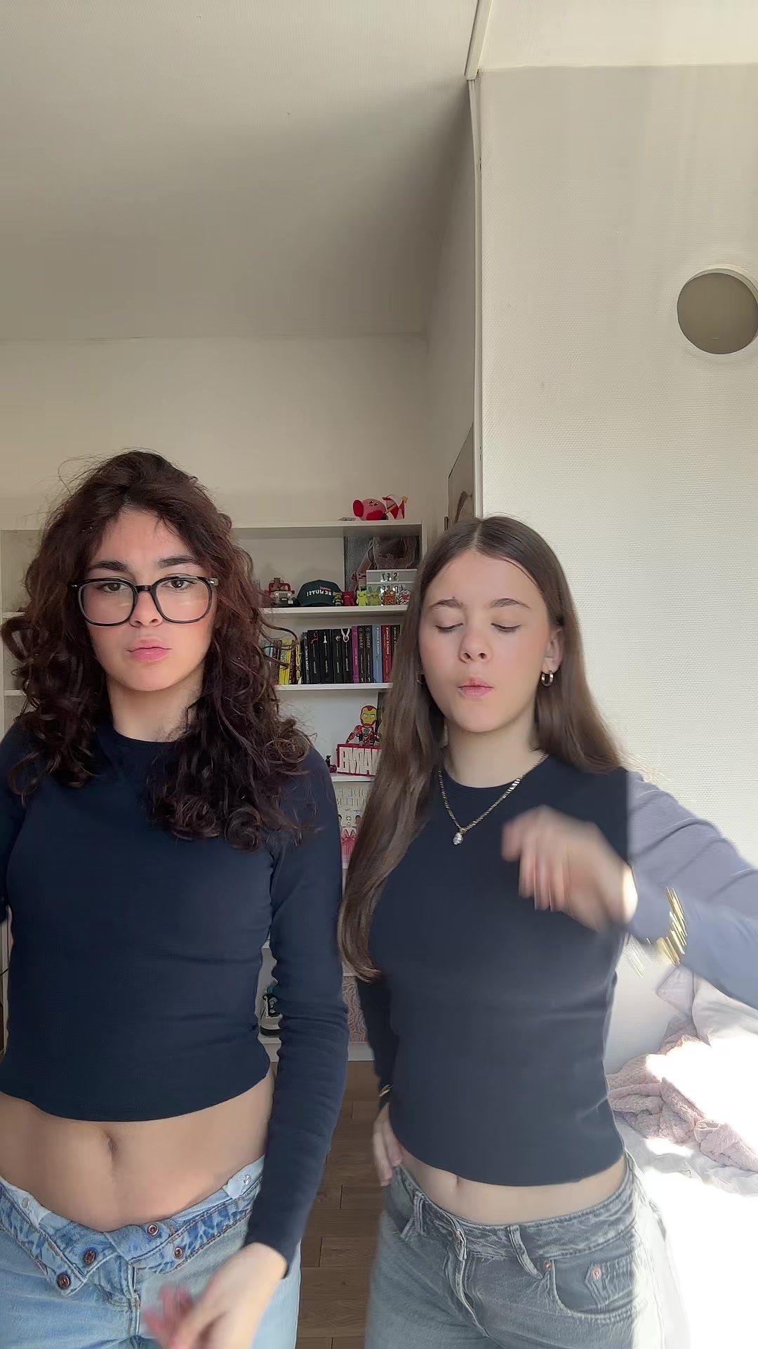 @𝐄𝐦𝐦𝐲𝐲𝐲