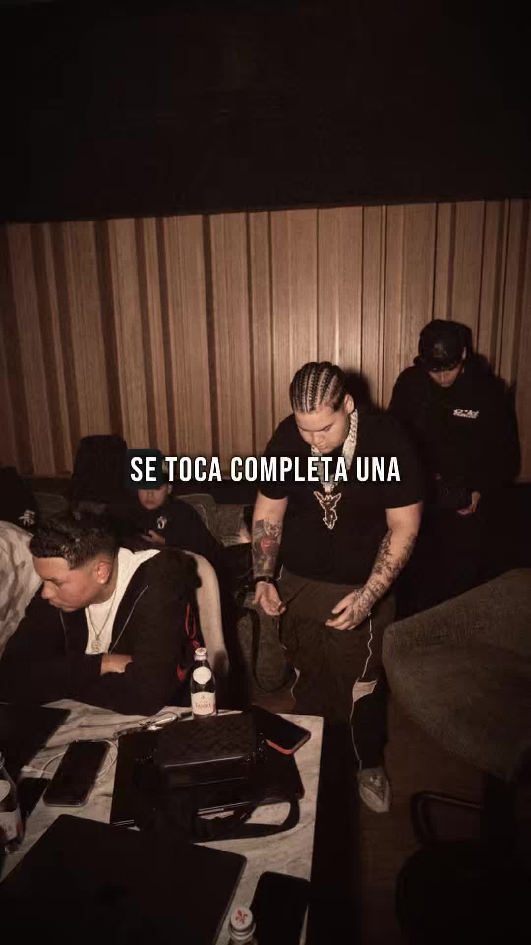 @floyymenorhq