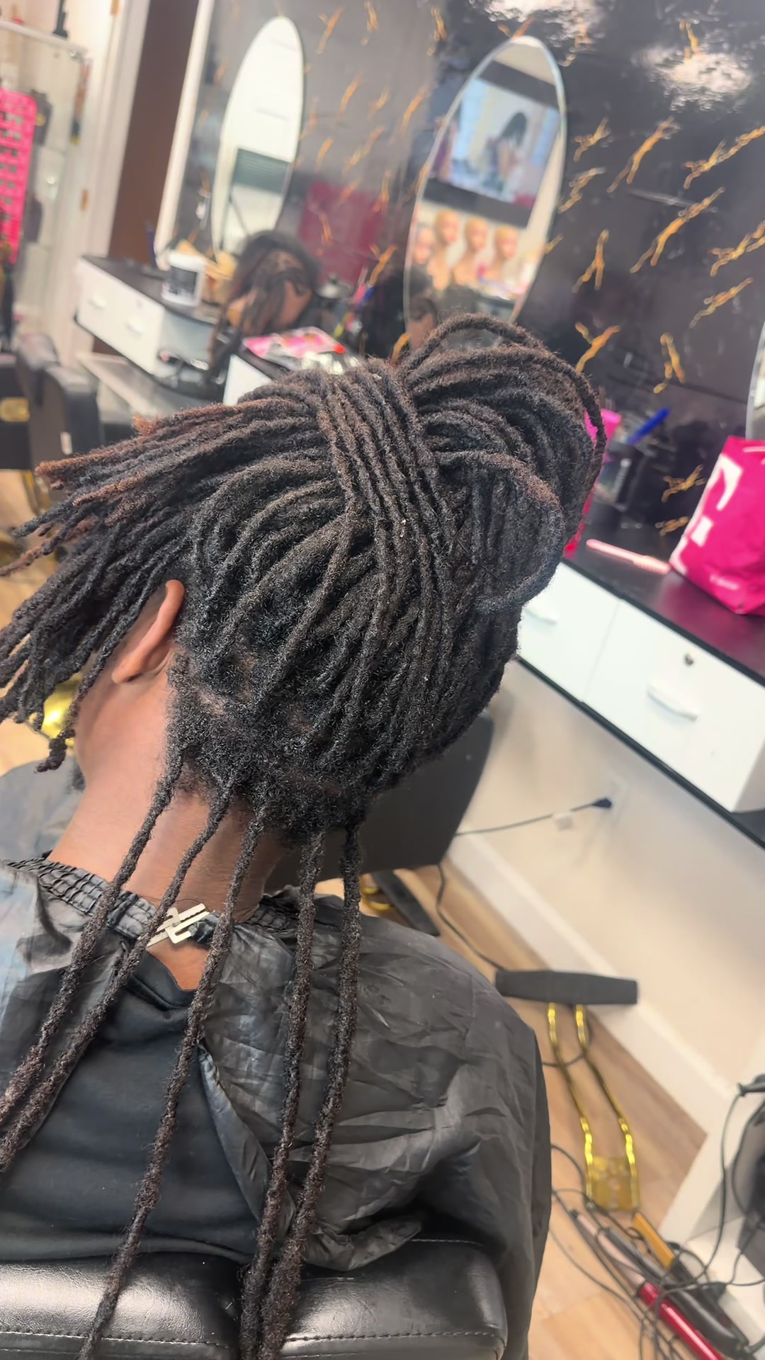 @Santia Hair studio LLC