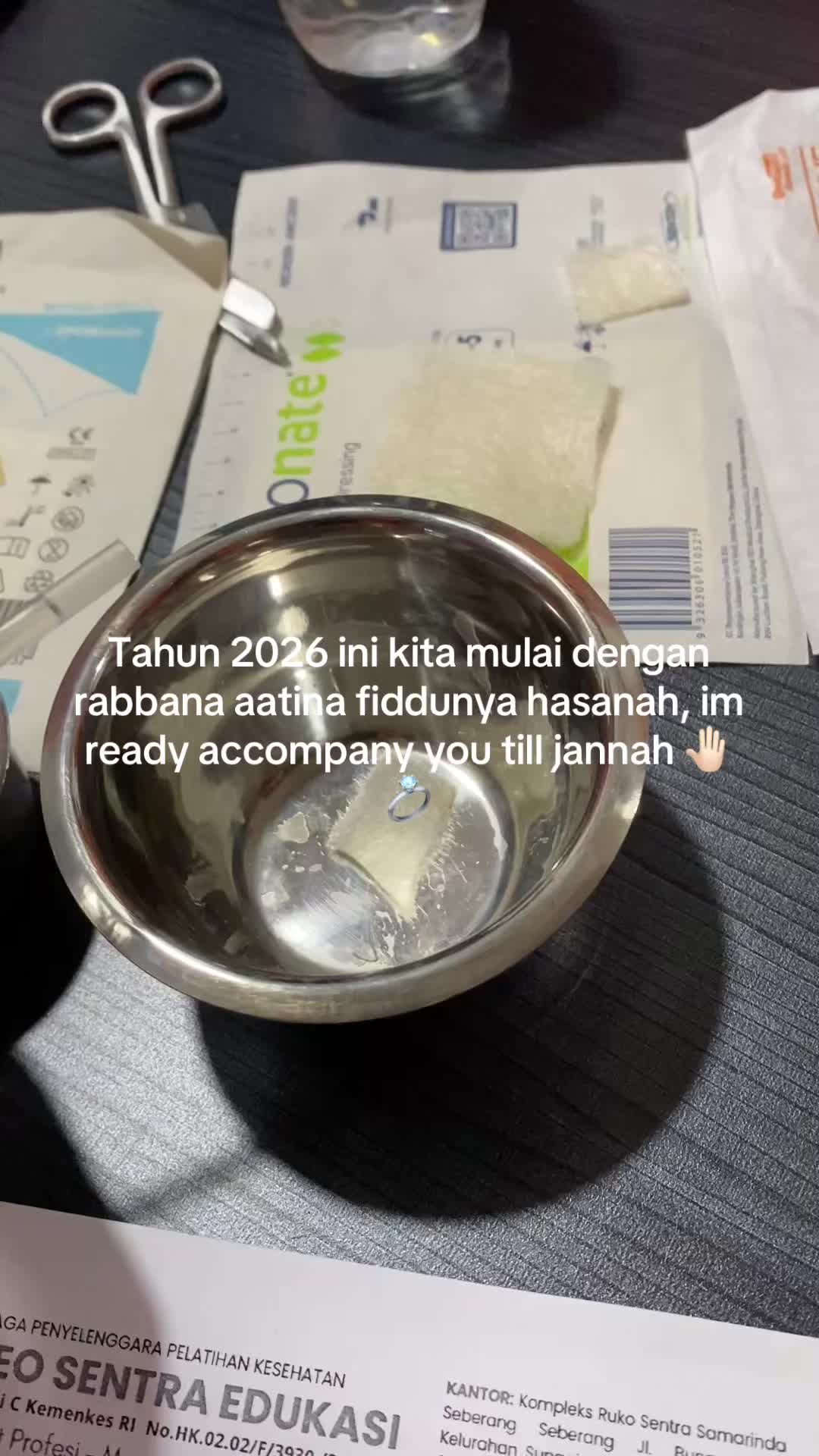 @Qw