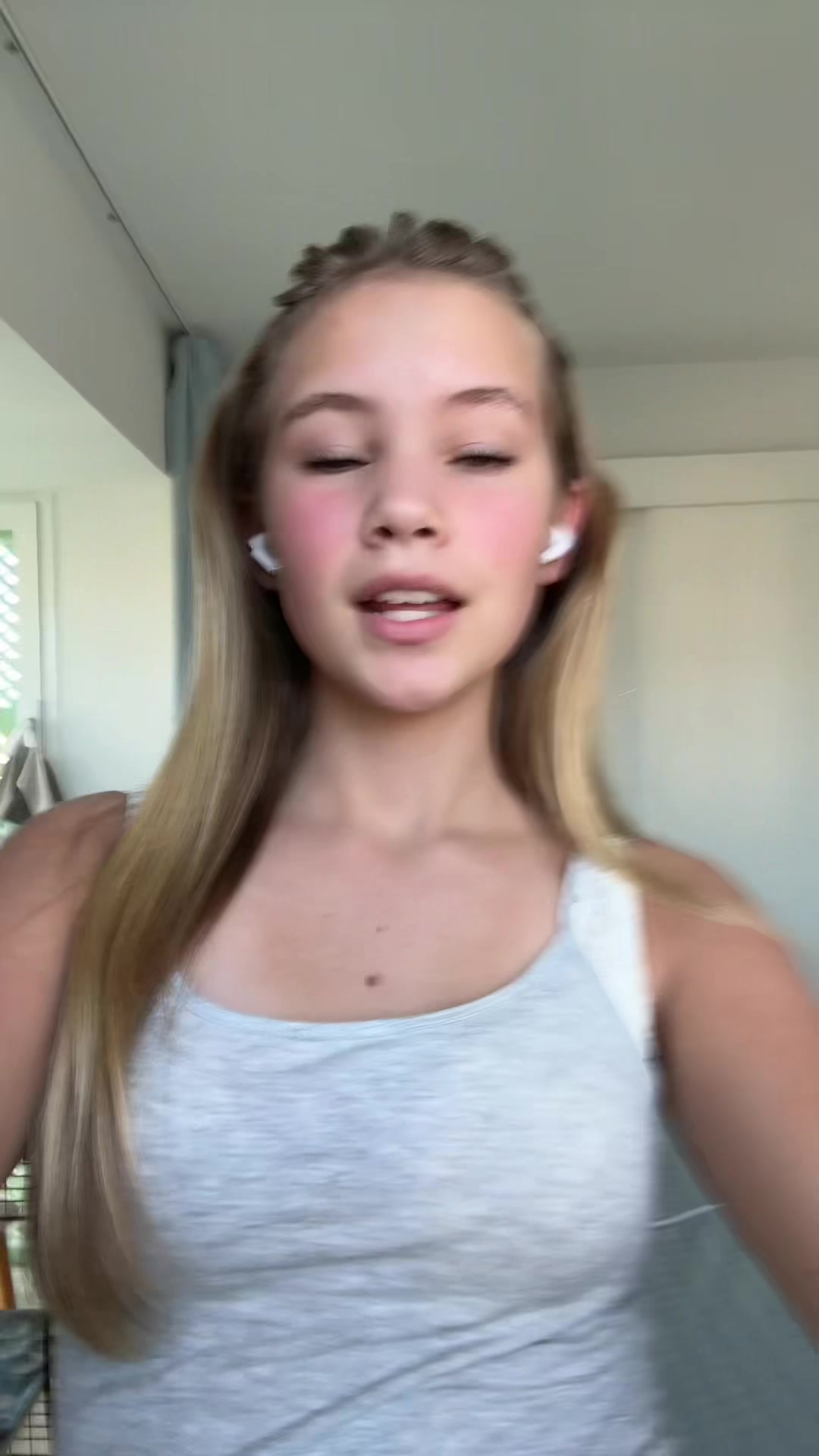 @⬜️⬜️⬜️⬜️⬜️