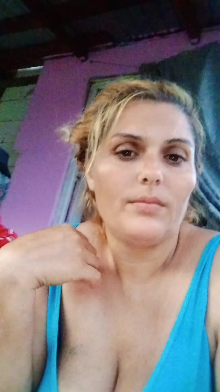 @Cristi 💋💋 Cristina 💋 amira