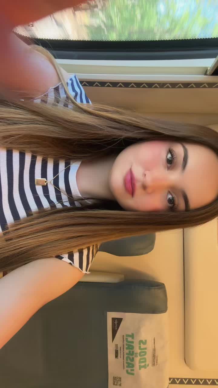 @🪩