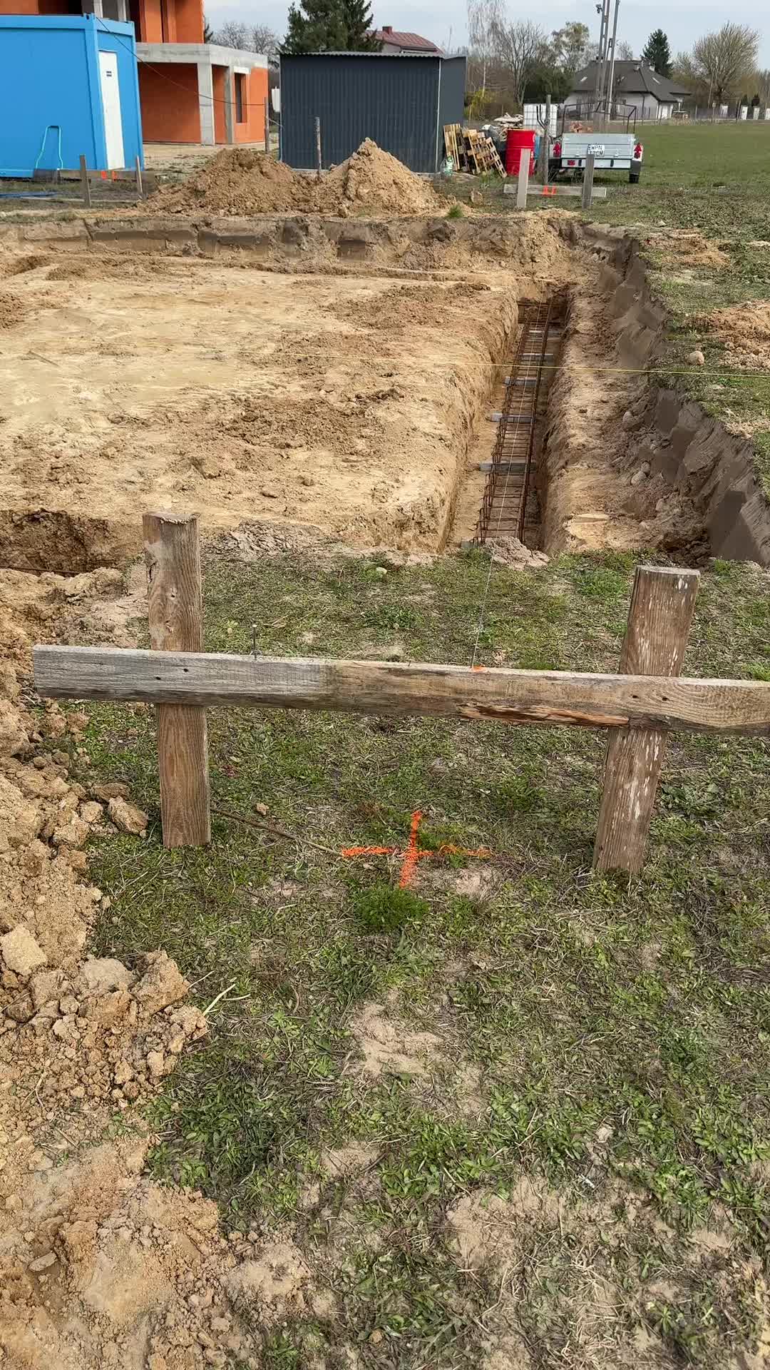 @adrian_buduje