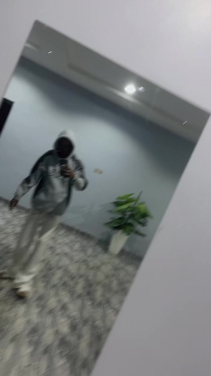 @Derick📿🔫🩸