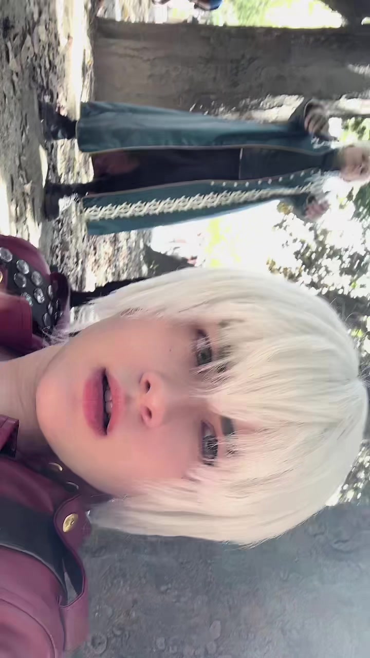 @✦ La&iuml;
