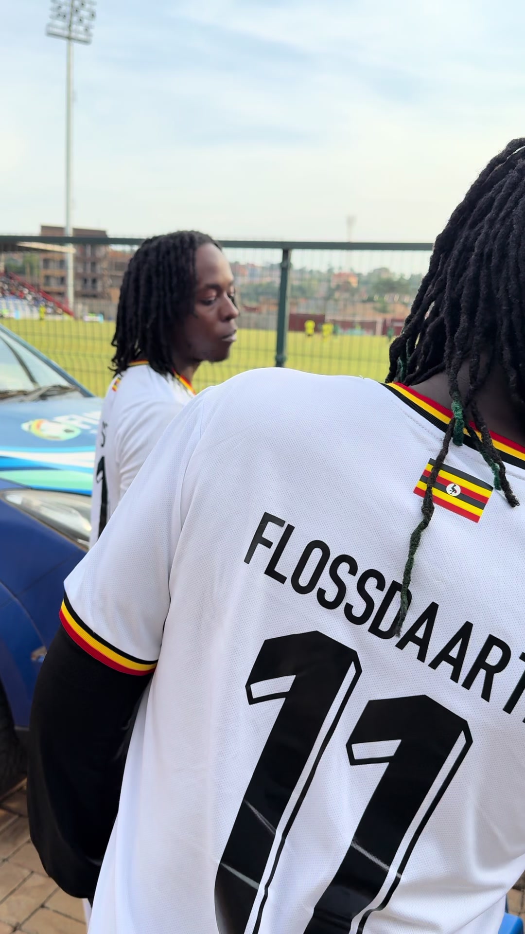@FlossDaArtist🇺🇬🇬🇧