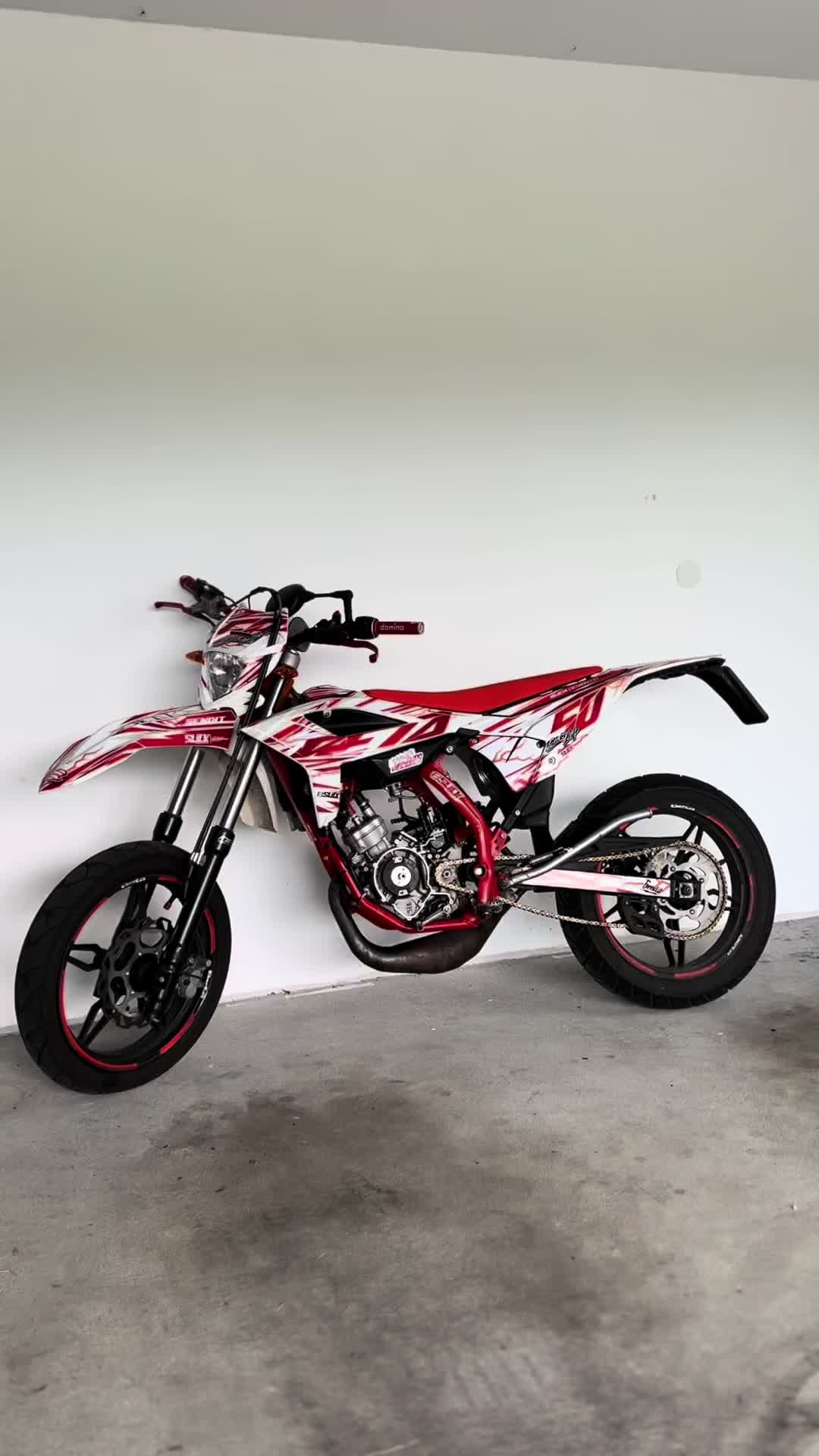 @noaH.77