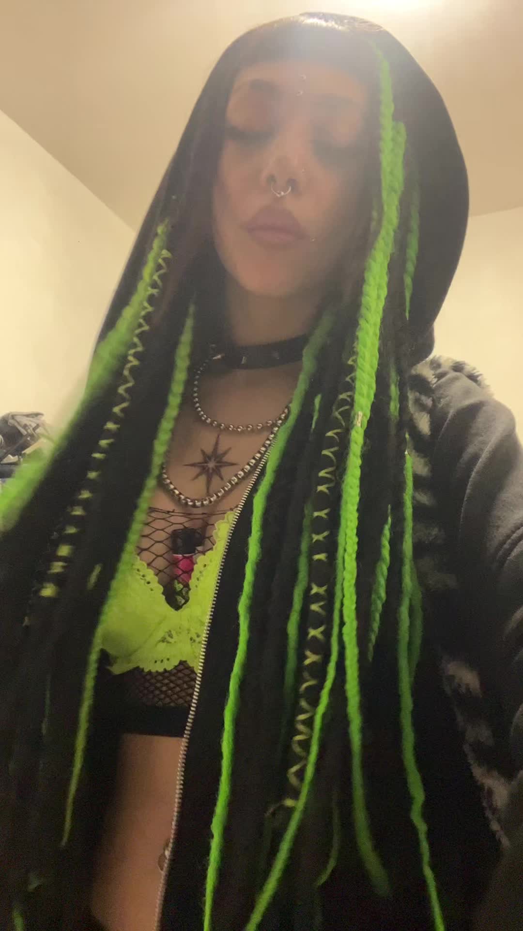 @lucertolona