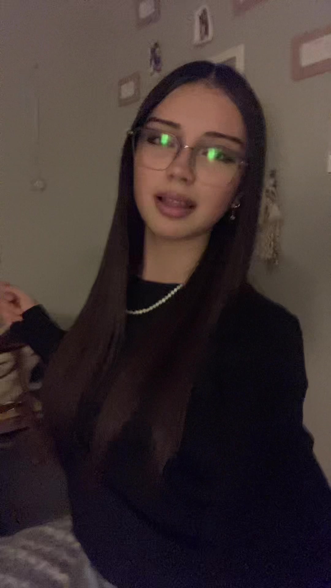 @vickyy
