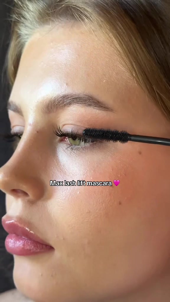 @Makeup Mekka