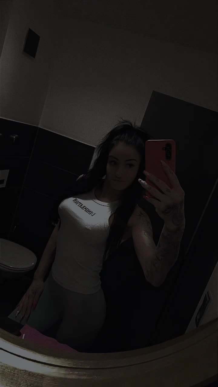 @Nikoletta Georgina