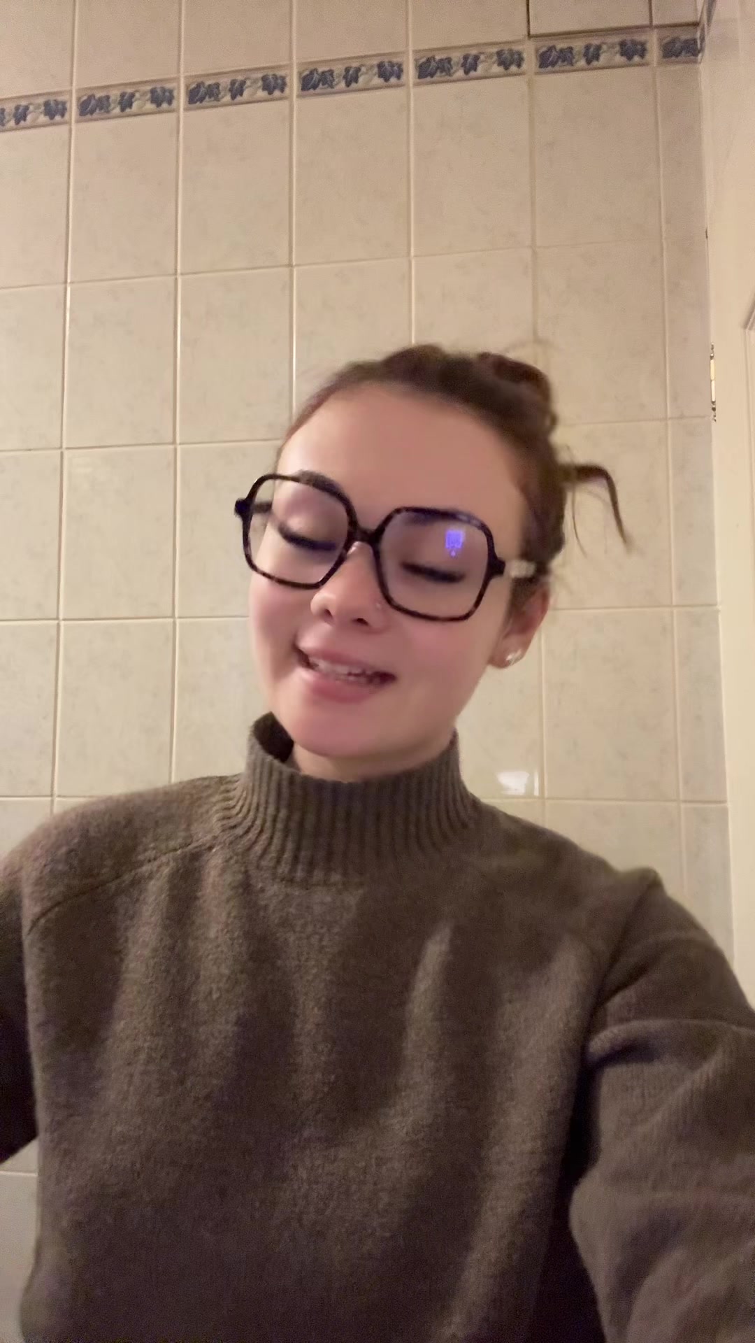 @𝘌𝘮𝘮𝘢 🌺