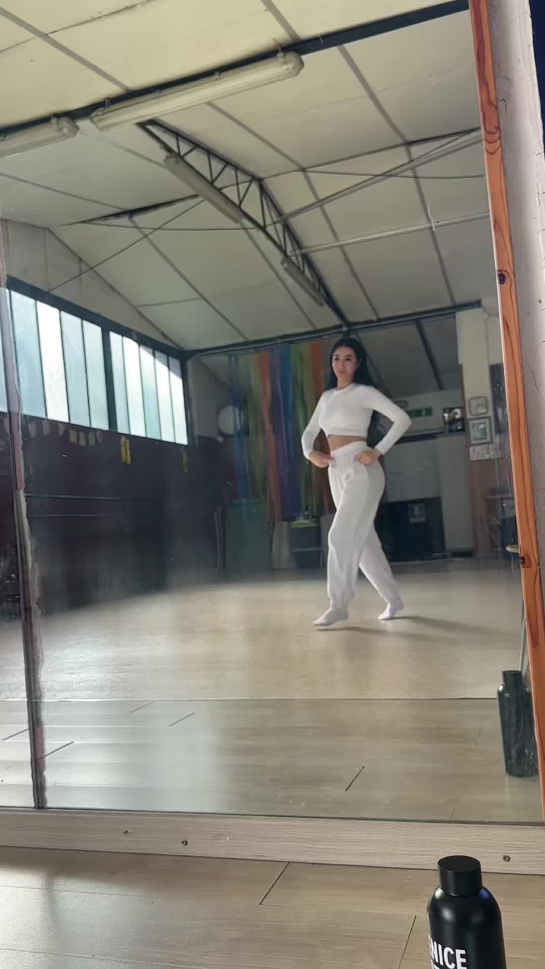 @ડꪖꪶꪑꪖ