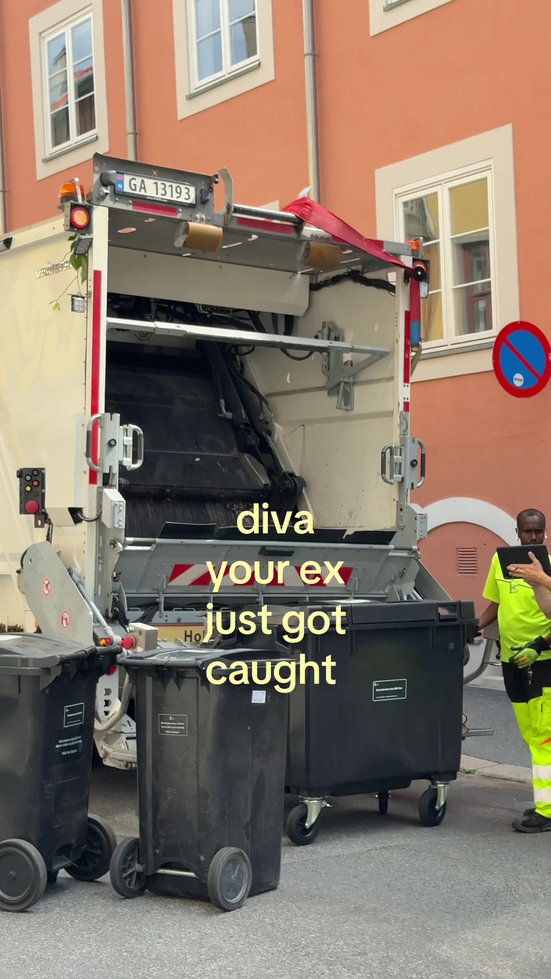 @HEY SOFIA