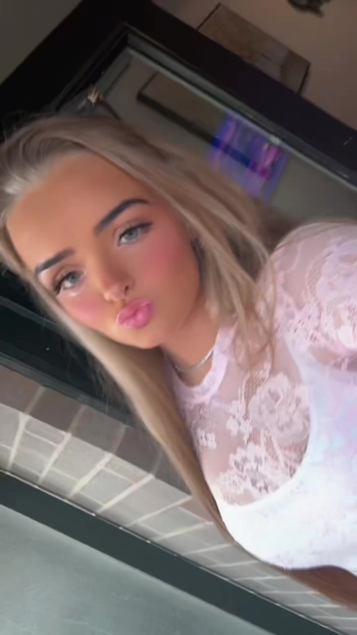 @👸🏼
