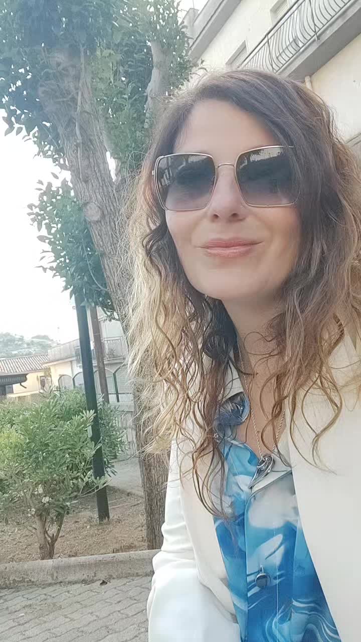 @Francy. S