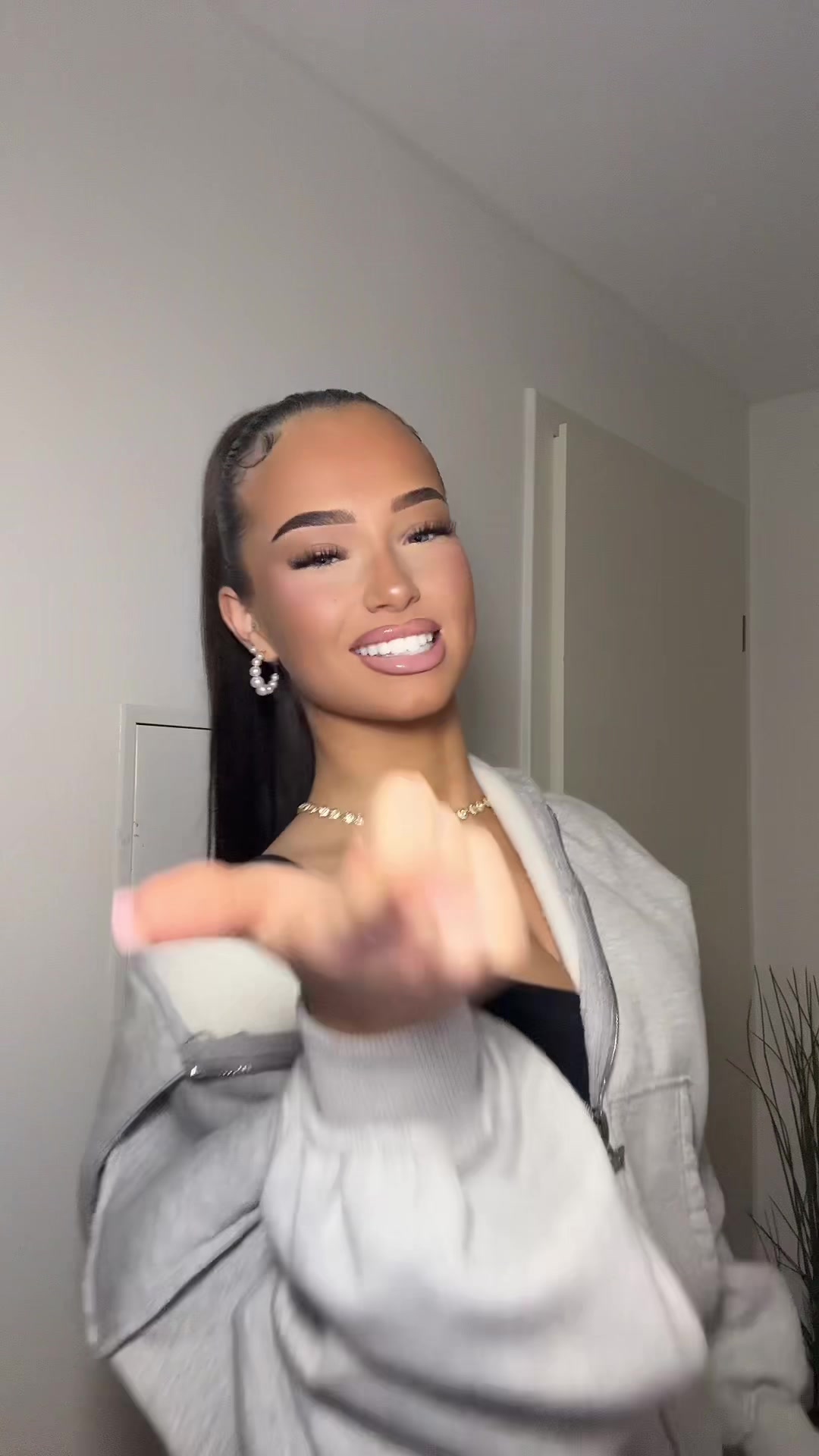 @Mia