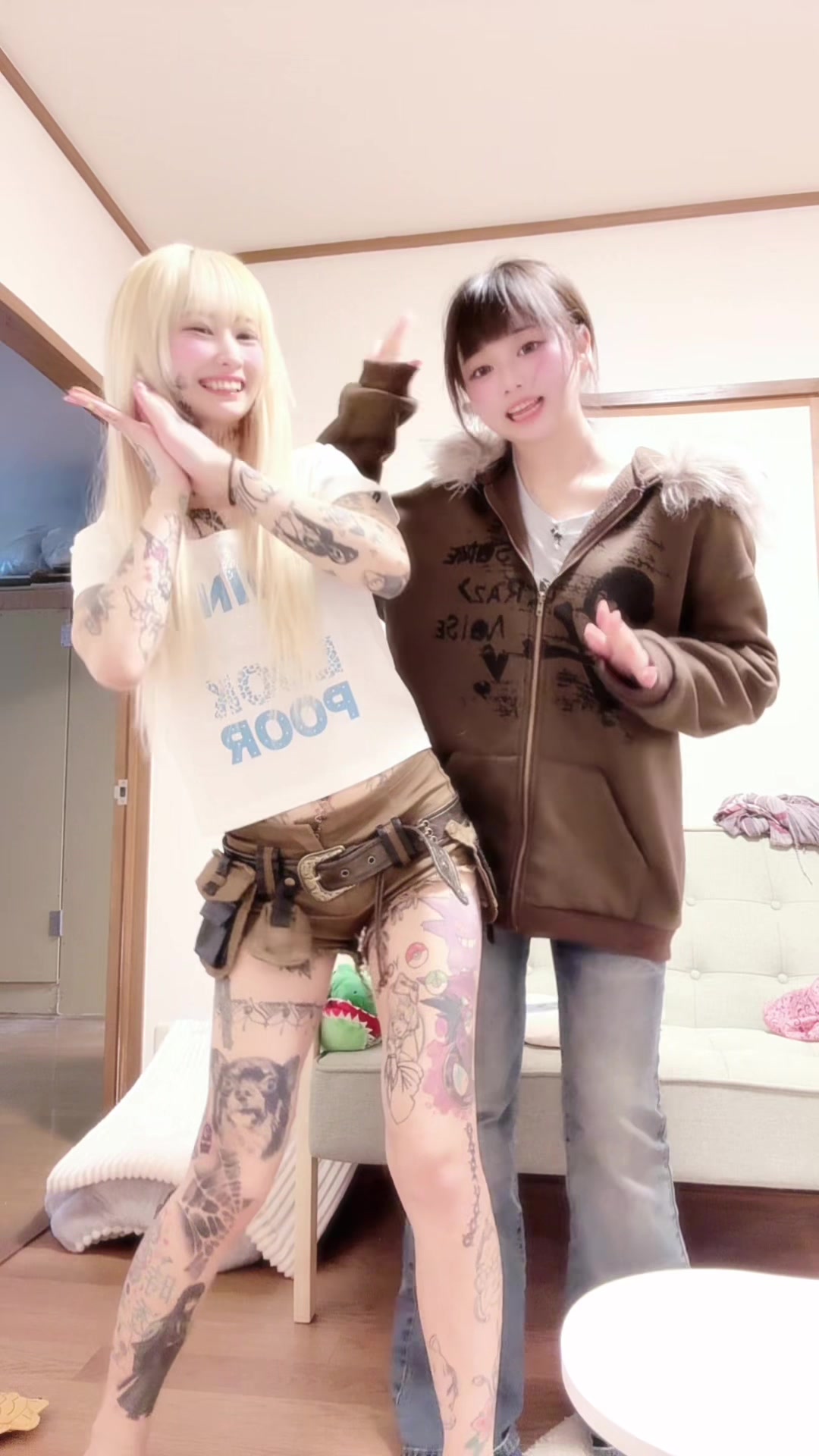 @ひな