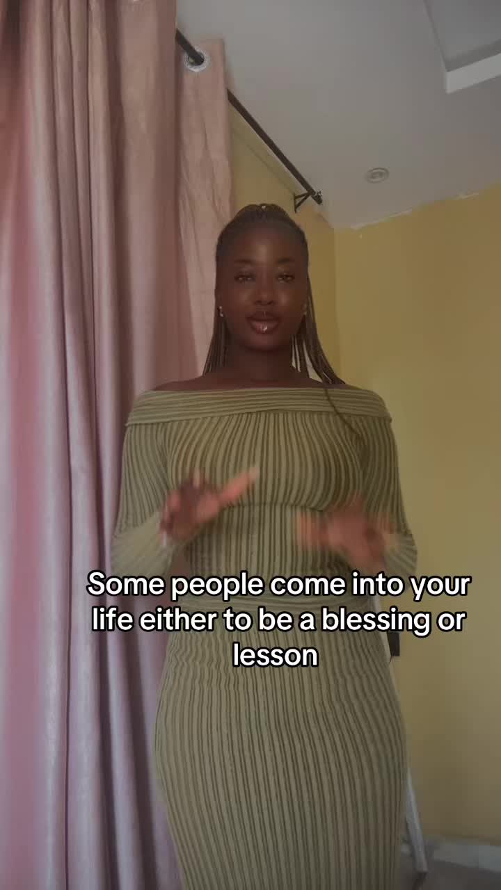 @Lola