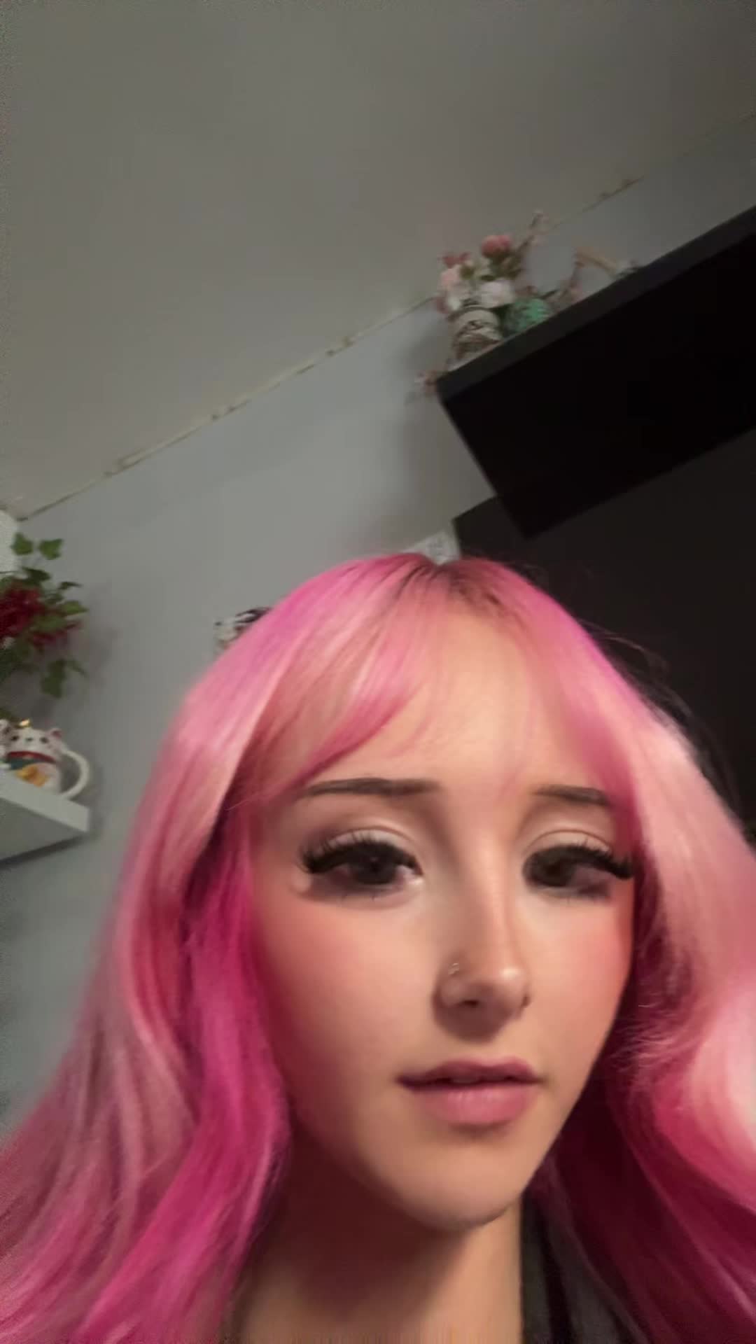 @️