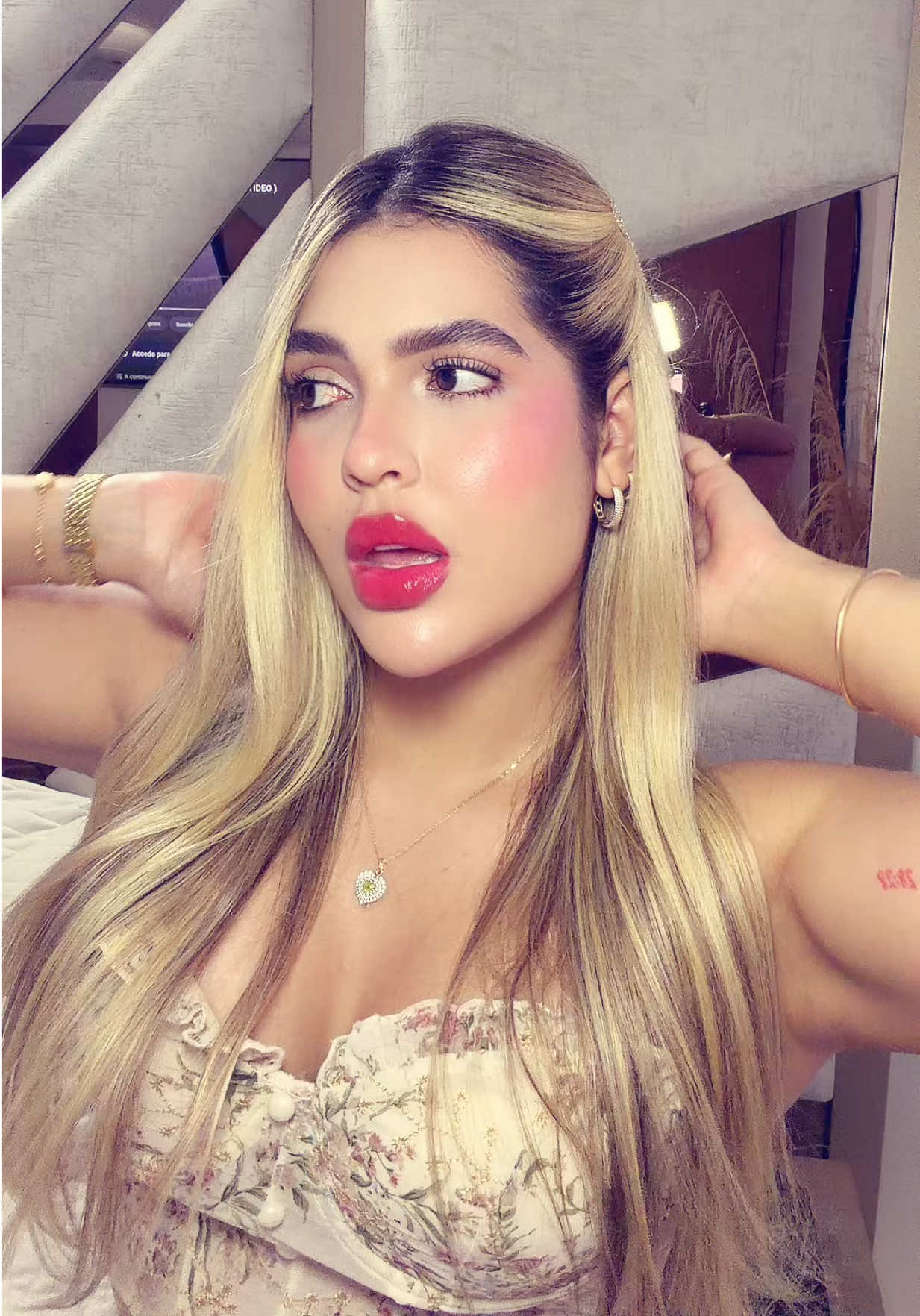@Mayi Ardila