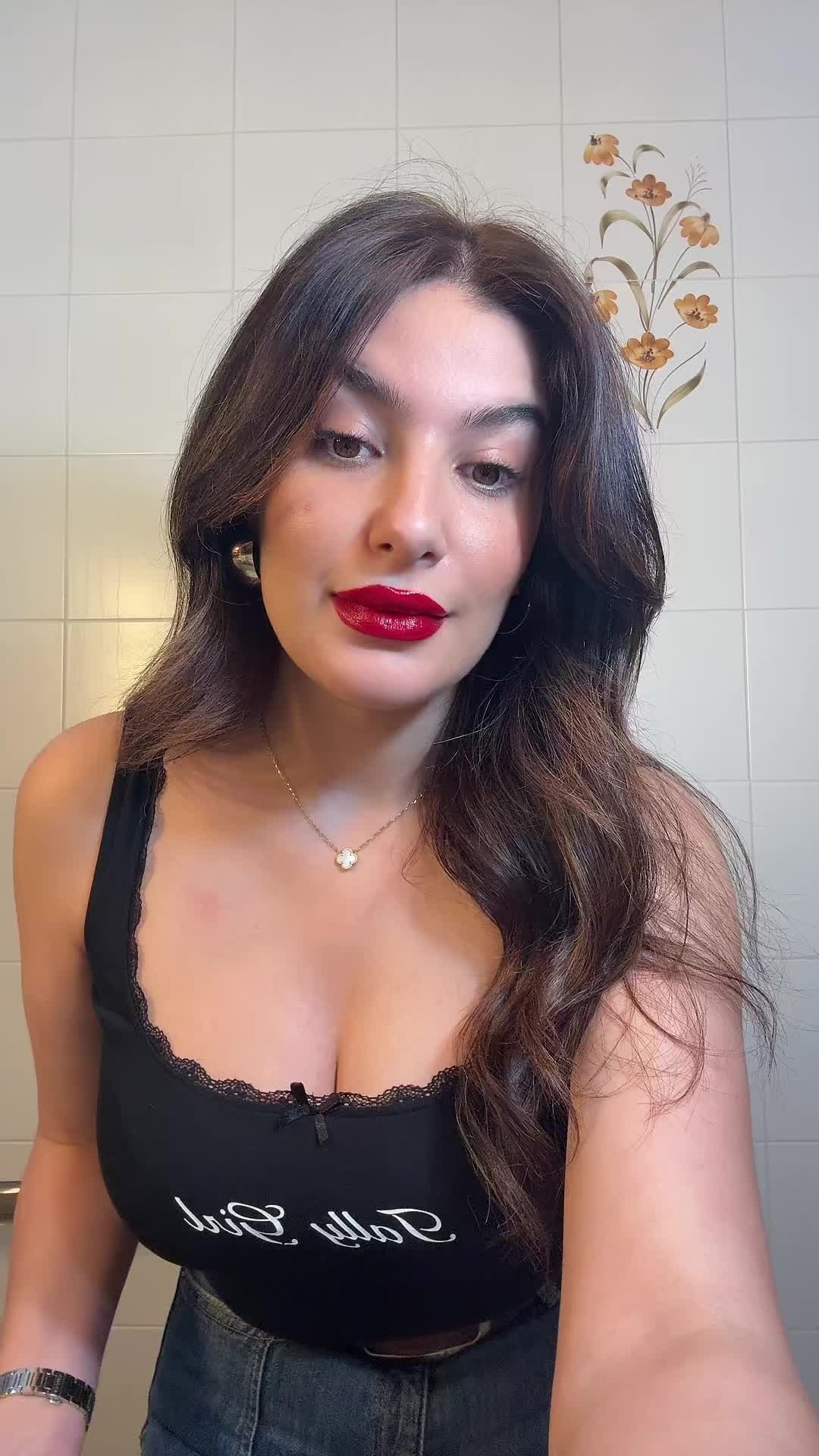 @Jasmine Ghazzafi 🇲🇦🇮🇹