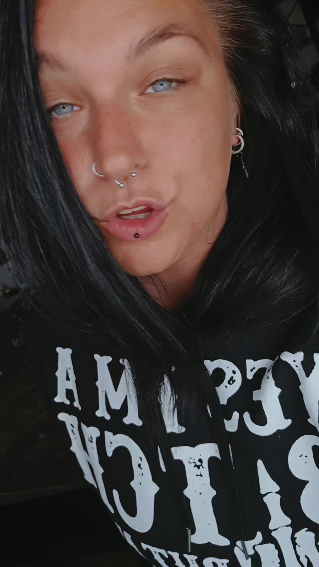 @🔥𝓐𝓷𝓷𝓪🔥