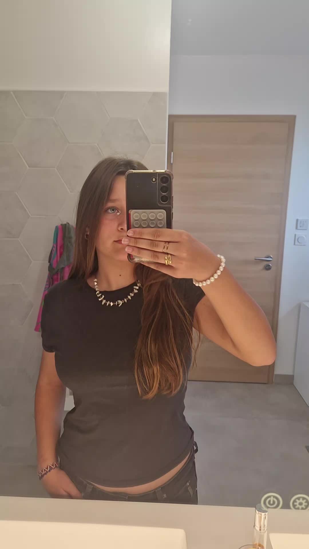@𝐄𝐃𝐄𝐘𝐍𝐄'🐚