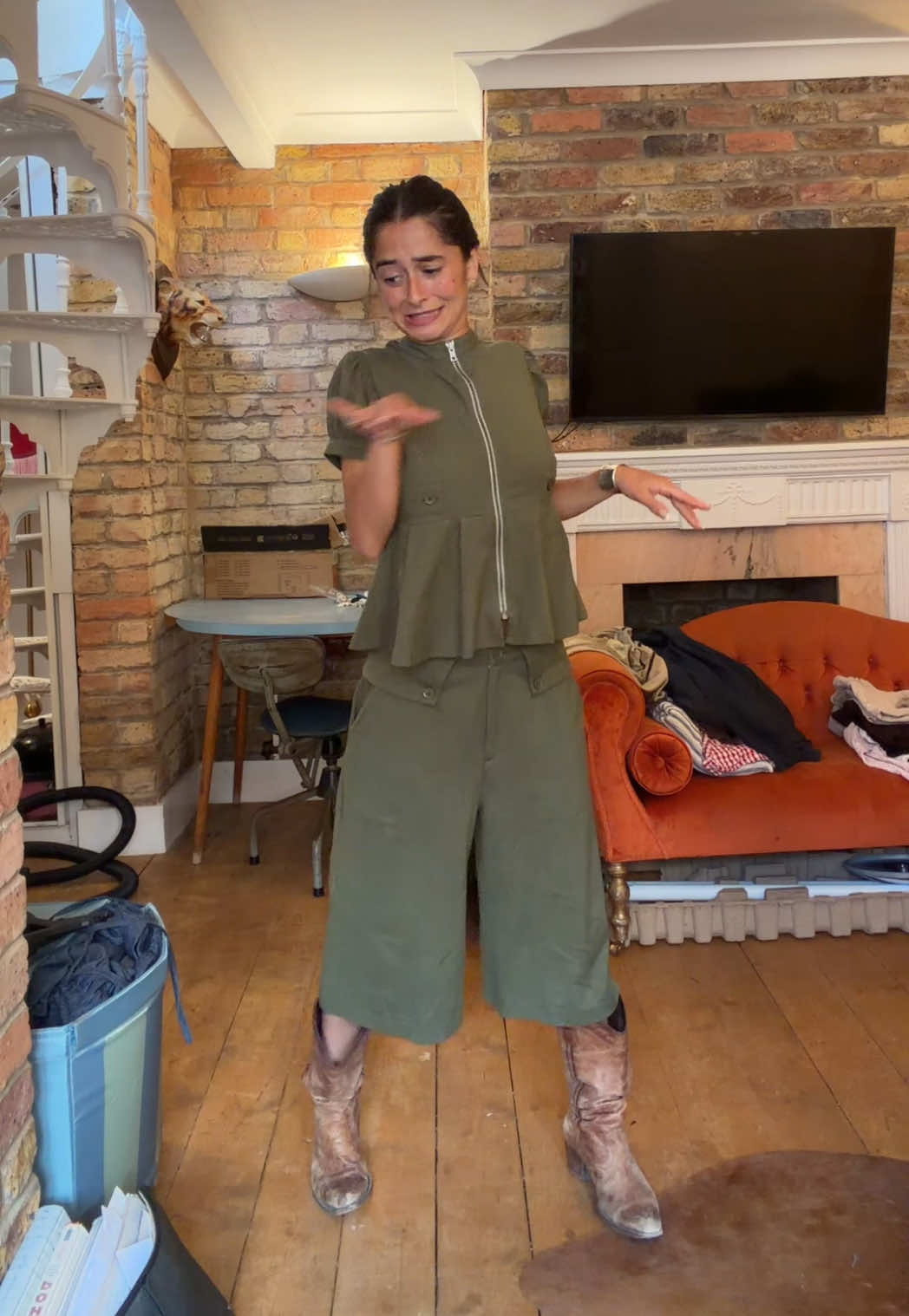 @izadorahodges3