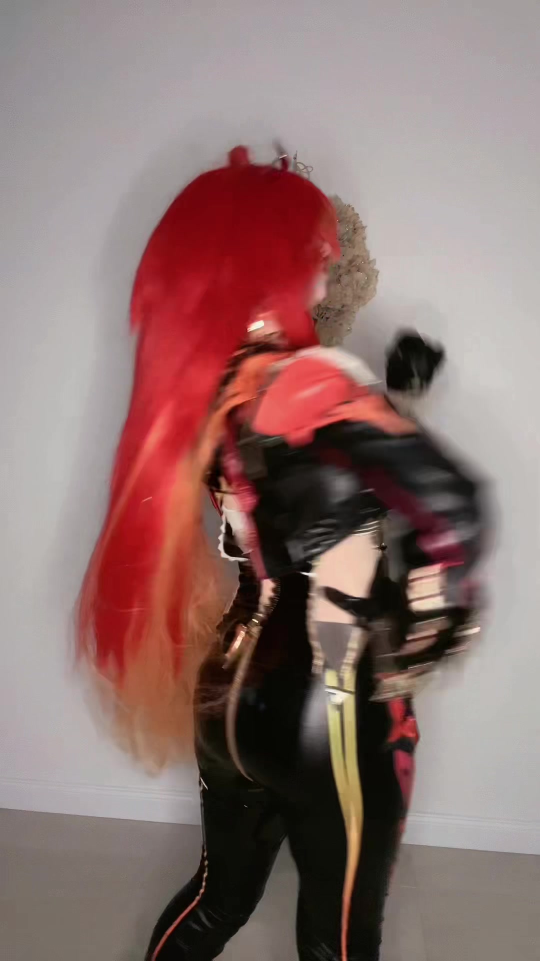 @s.akura.cos