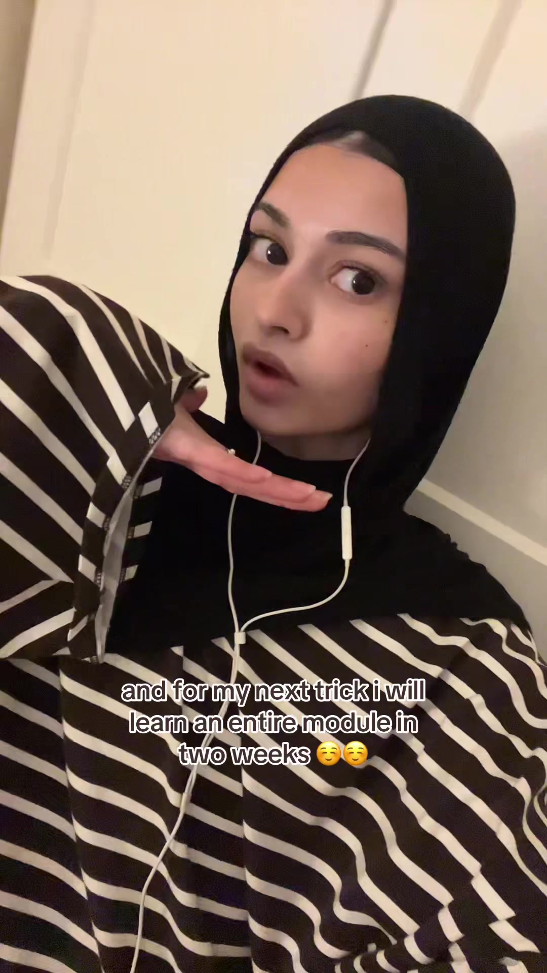 @johura