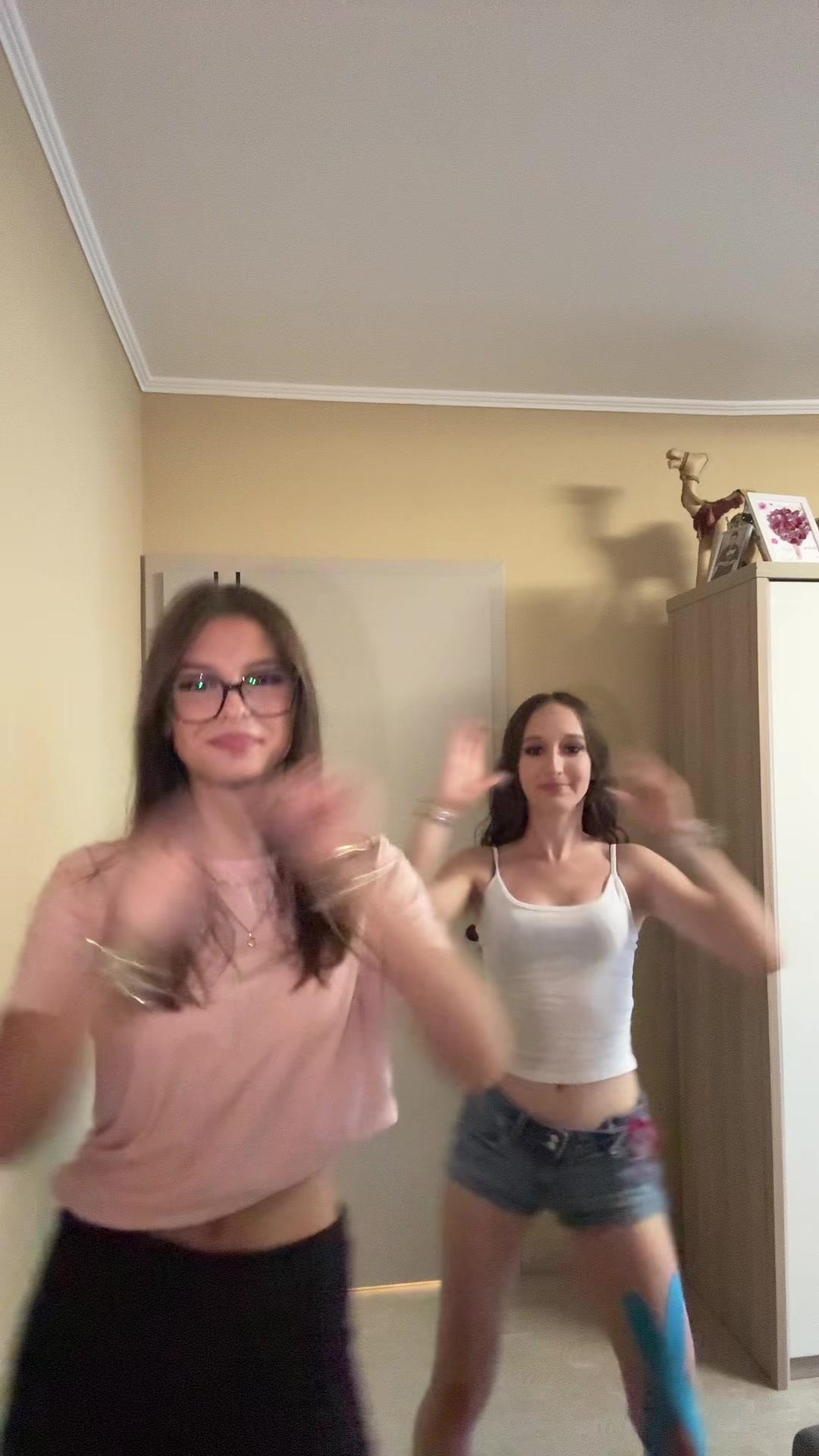 @😛