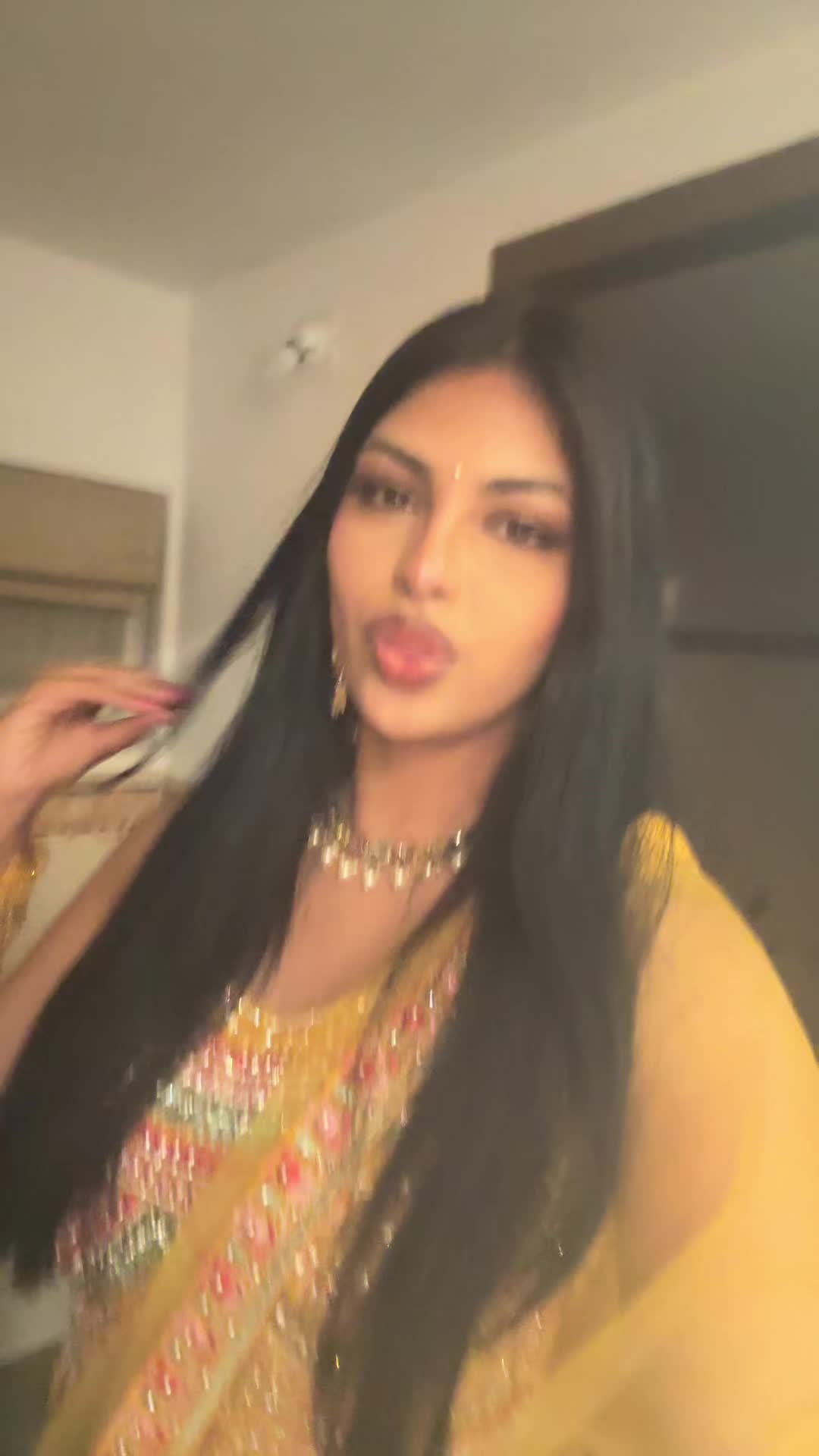 @meganswisho 💫