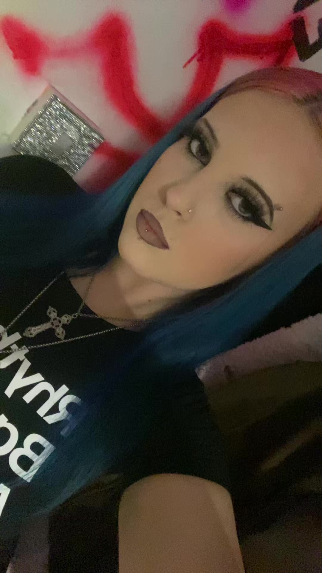 @🪬