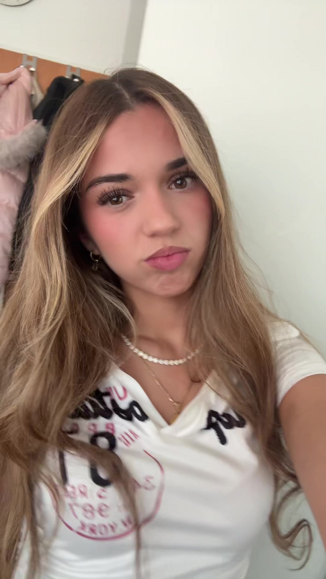 @𝒜🫐