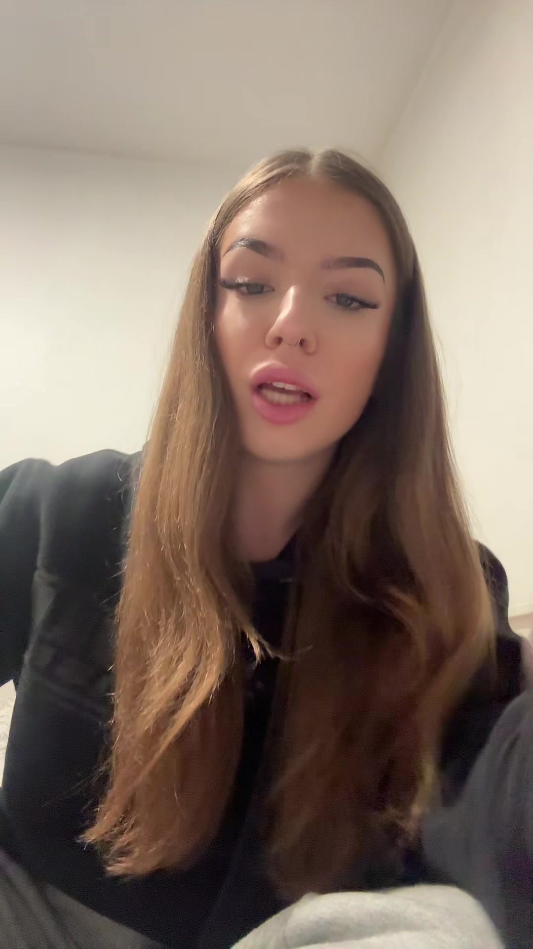 @laura