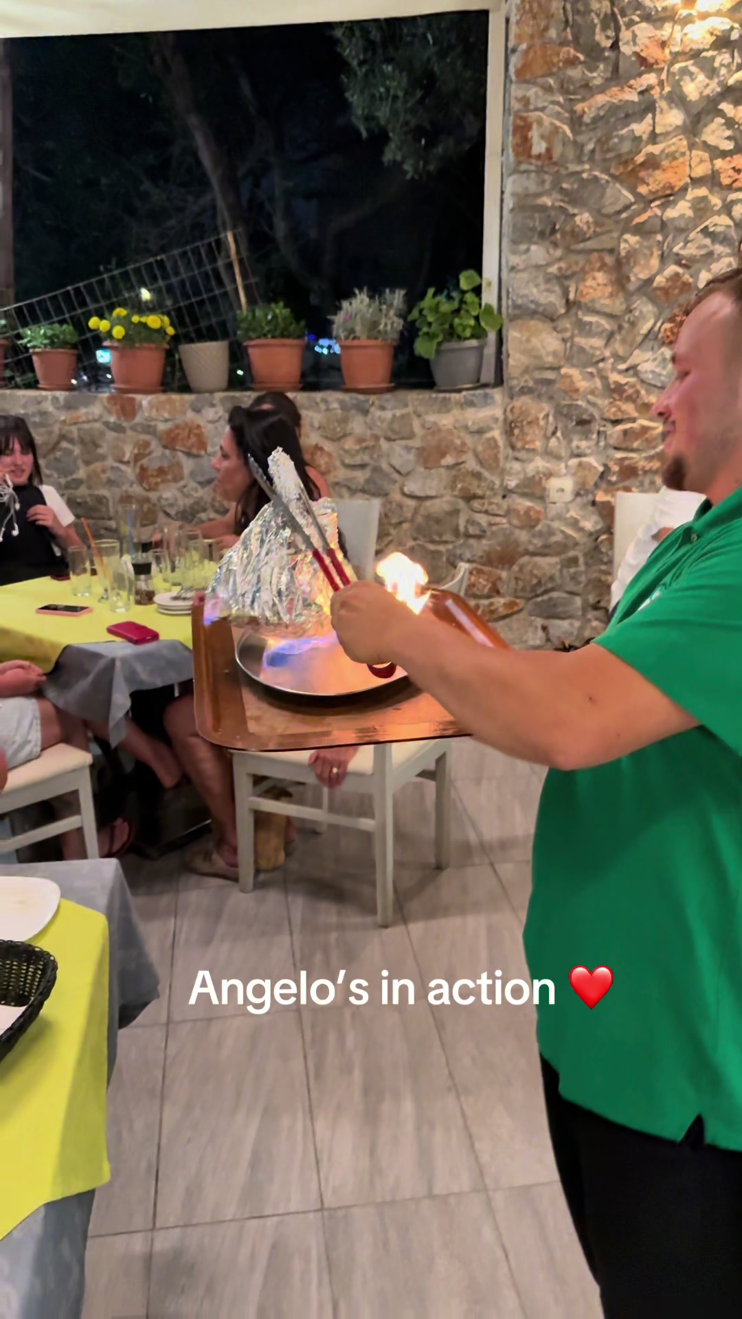 @@Angelos_Restaurant