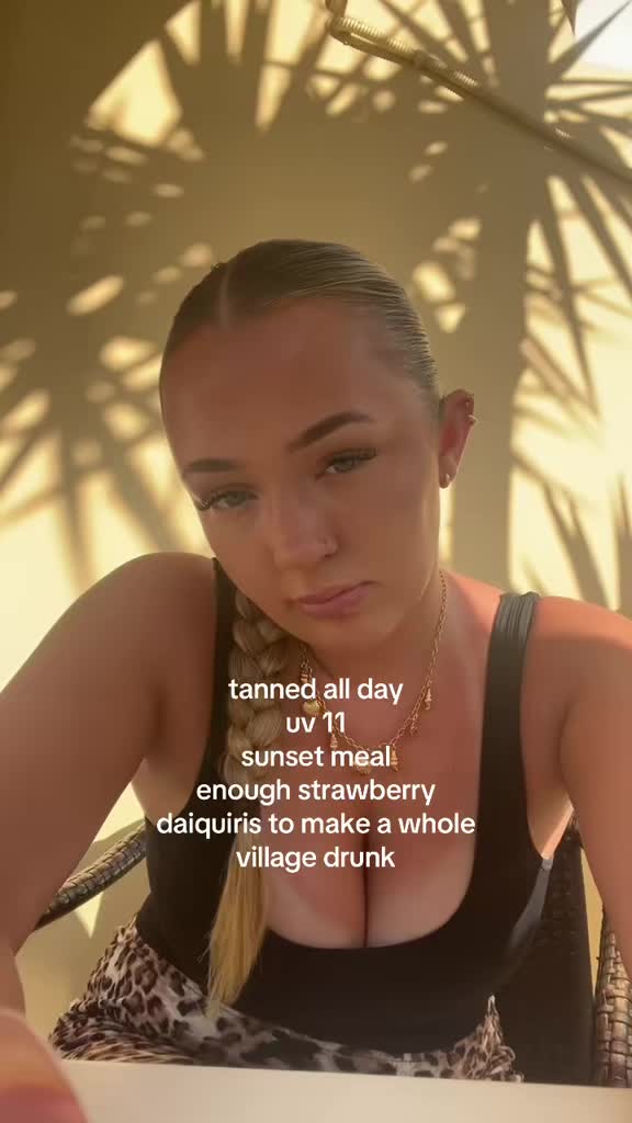 @becca 🫦🦭🪽🫧🍈