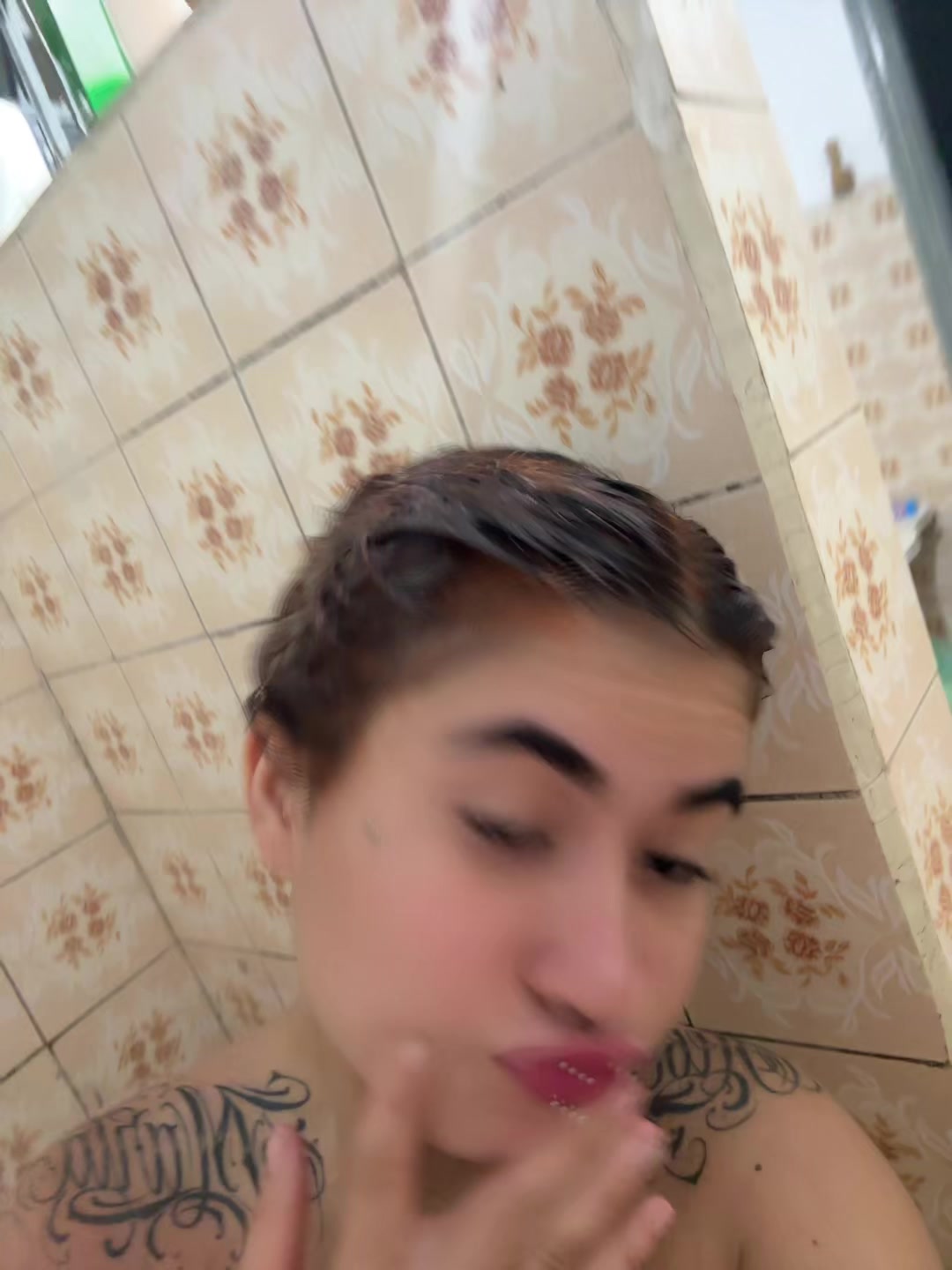 @R🥇
