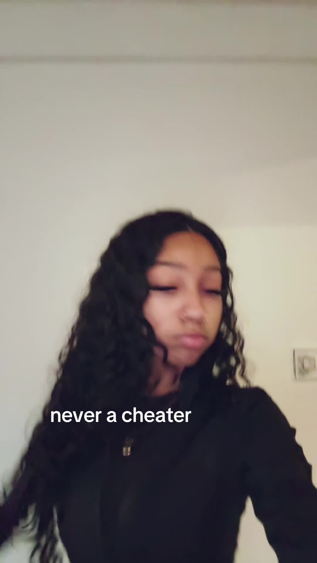 @sofia🐐’.