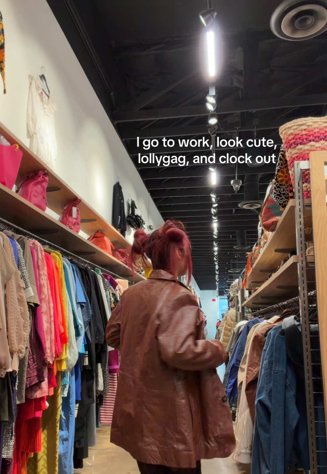 @Desi🧸