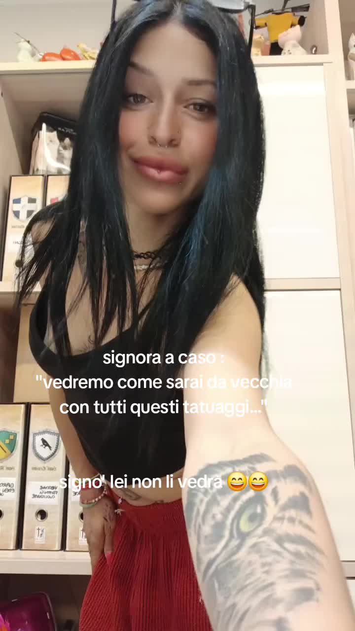 @Jeyy