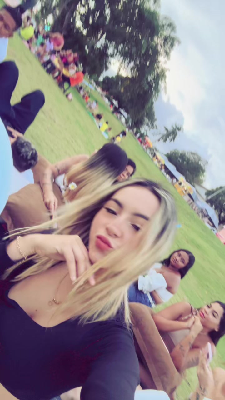 @Emilly katriny🌪️