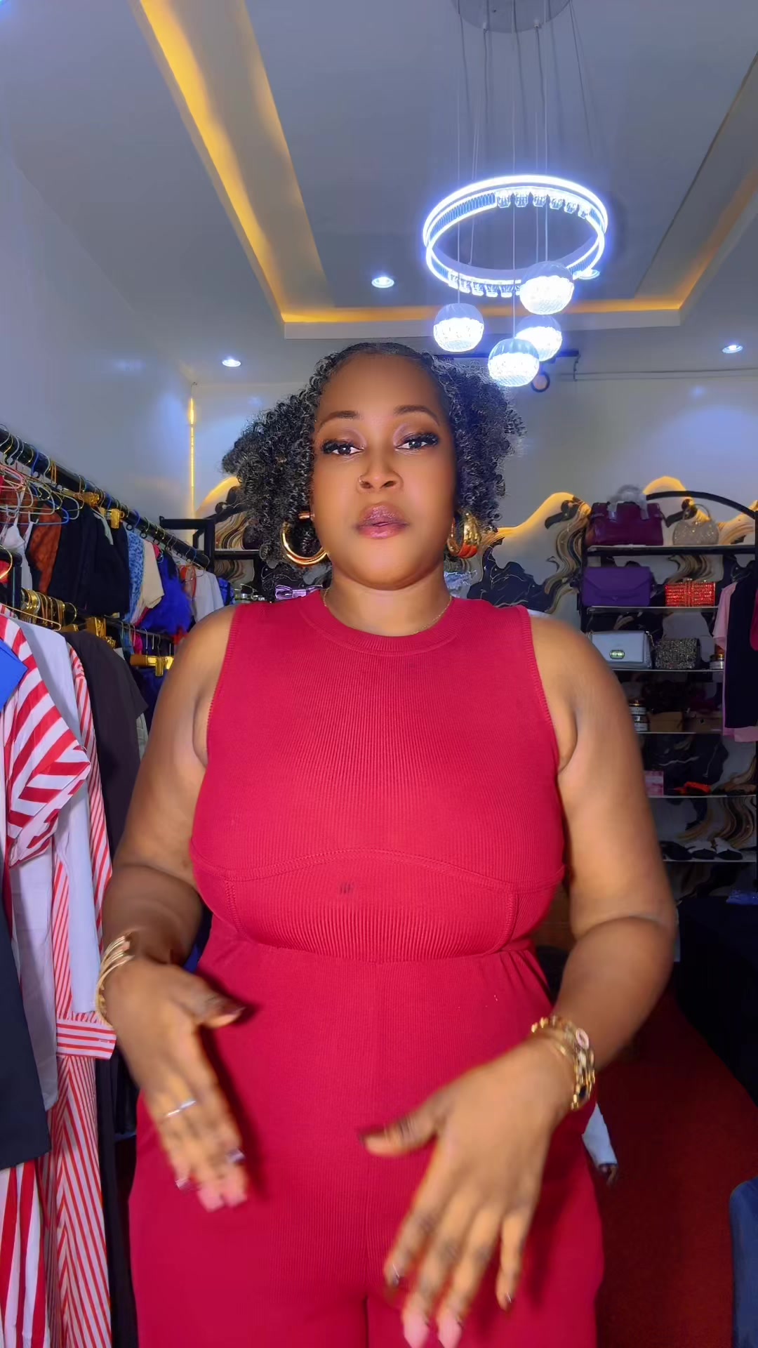 @GouraFashionShop(GouralaBombe)