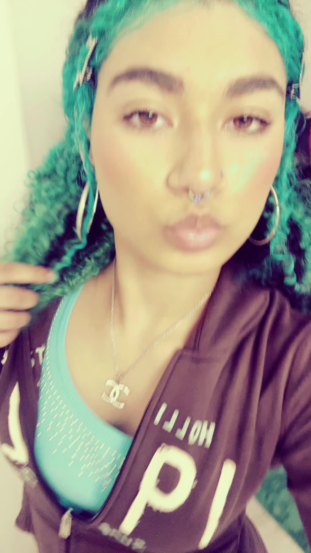 @.ೃ࿔*:・𝒦𝒶𝓂𝒾𝒶𝒽.ೃ࿔*:・🦄🍩