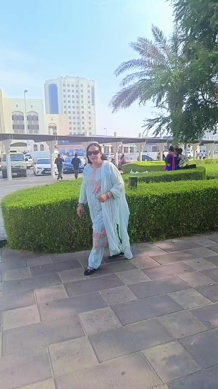 @maya pandey8145🇳🇵🇦🇪🌹