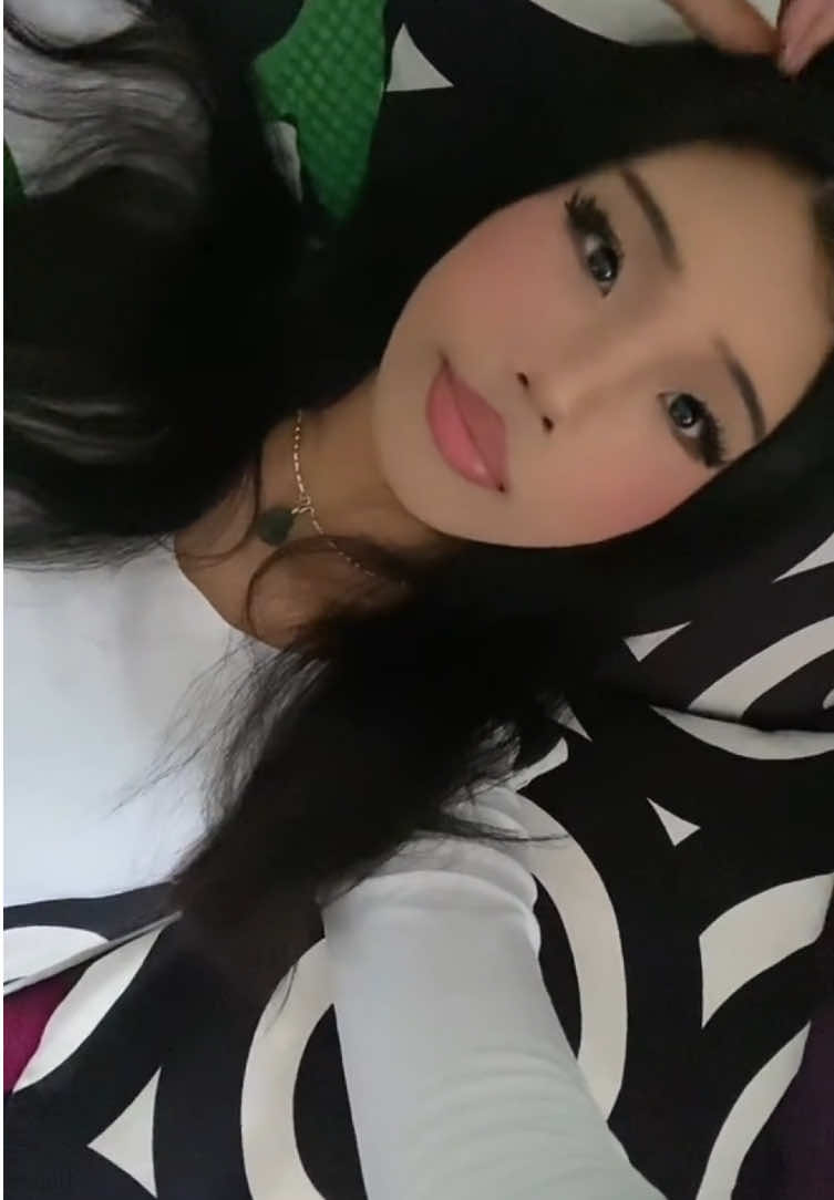 @᯽